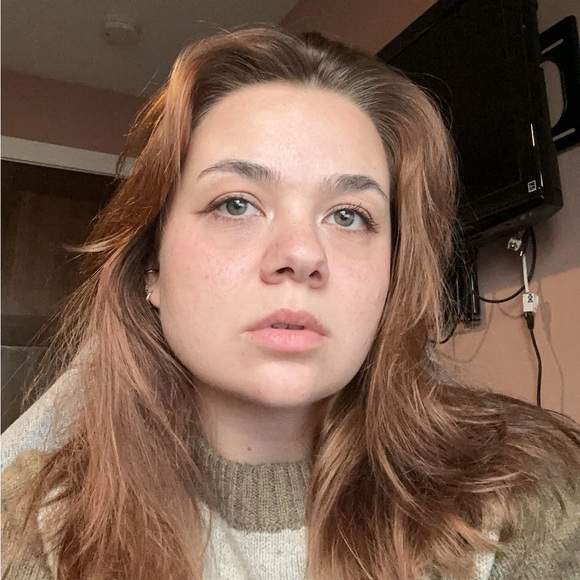 Meet your Posher, Leila - Picture 4 of 4